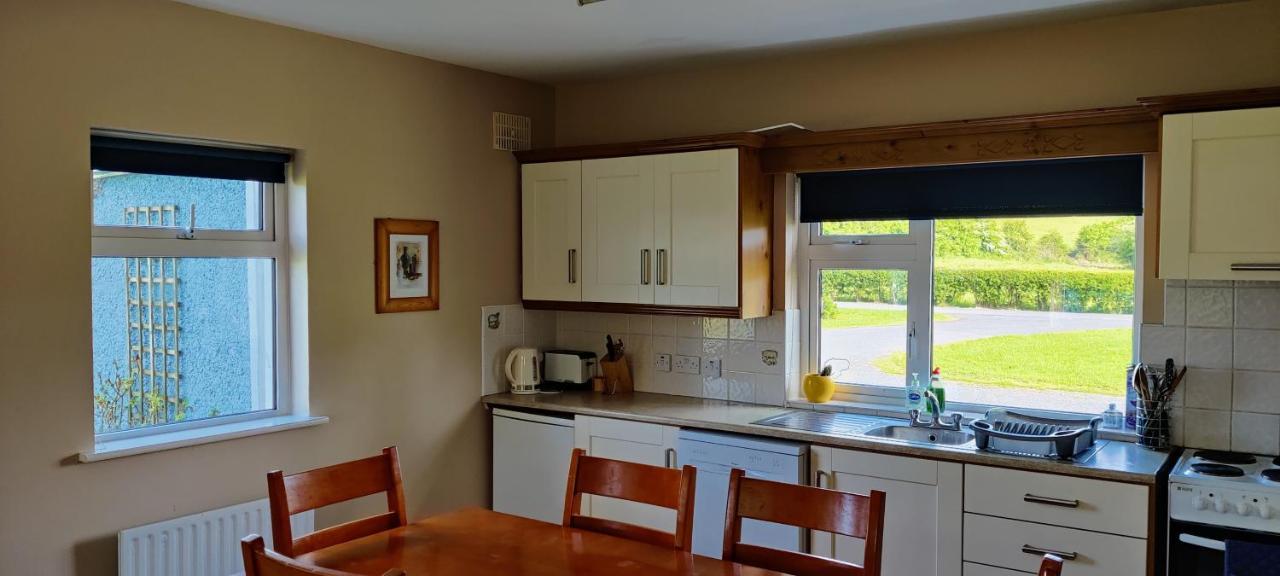 Clonandra Cottages 贝尔特比特 外观 照片